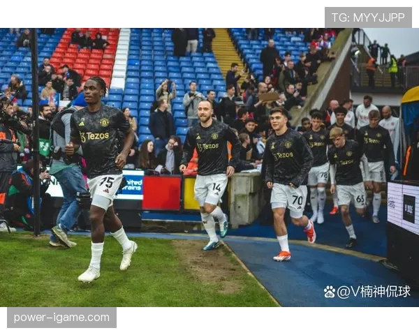 足球赛场风云：近期赛事走势清晰，多队状态回暖