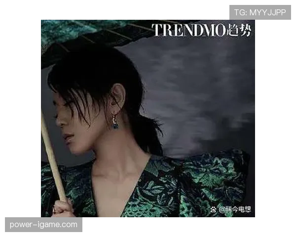 谢杏芳随手一张生活照，配饰像小型艺术馆，我真的无语